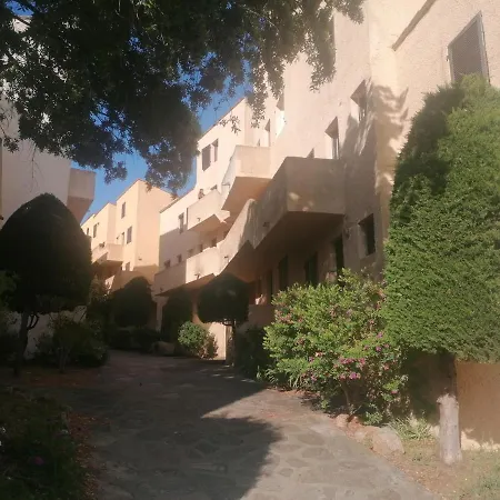 Avec Piscine Proche *