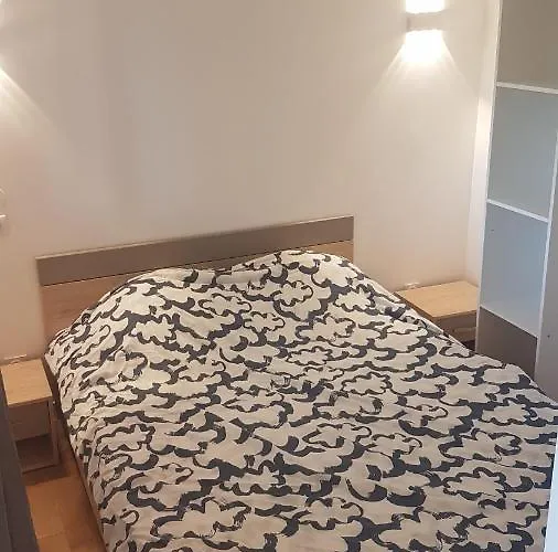 Avec Piscine Proche